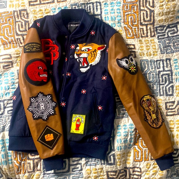 Reason Letterman’s Jacket. - Picture 2 of 4